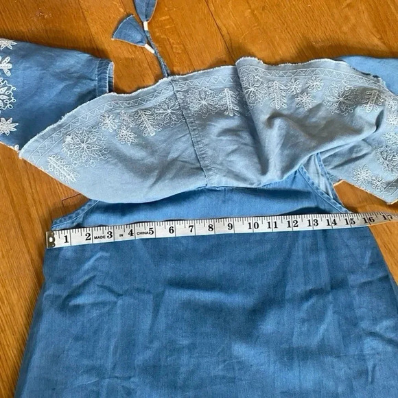 Jachs Girlfriend Off the Shoulder Embroidered Dress - Picture 11 of 12